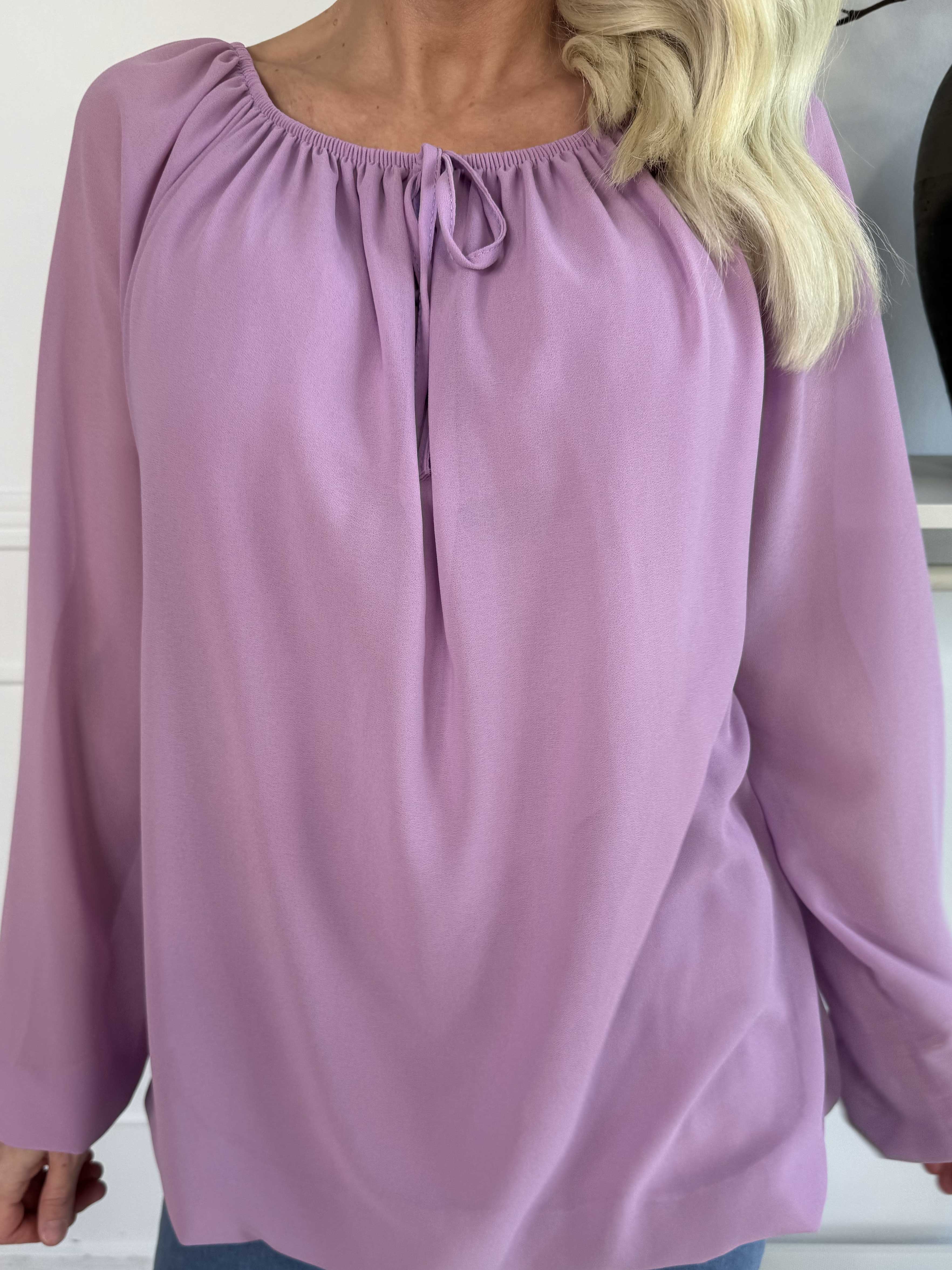 Stef - Fin tunika i chiffonlag med elastikkant